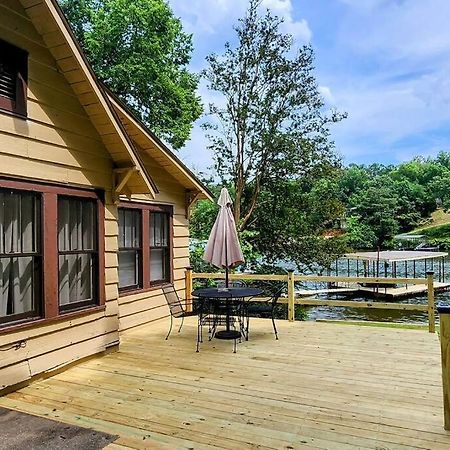 #05 - Lakefront Two Bedroom Cottage- Pet Friendly Hot Springs Exteriér fotografie