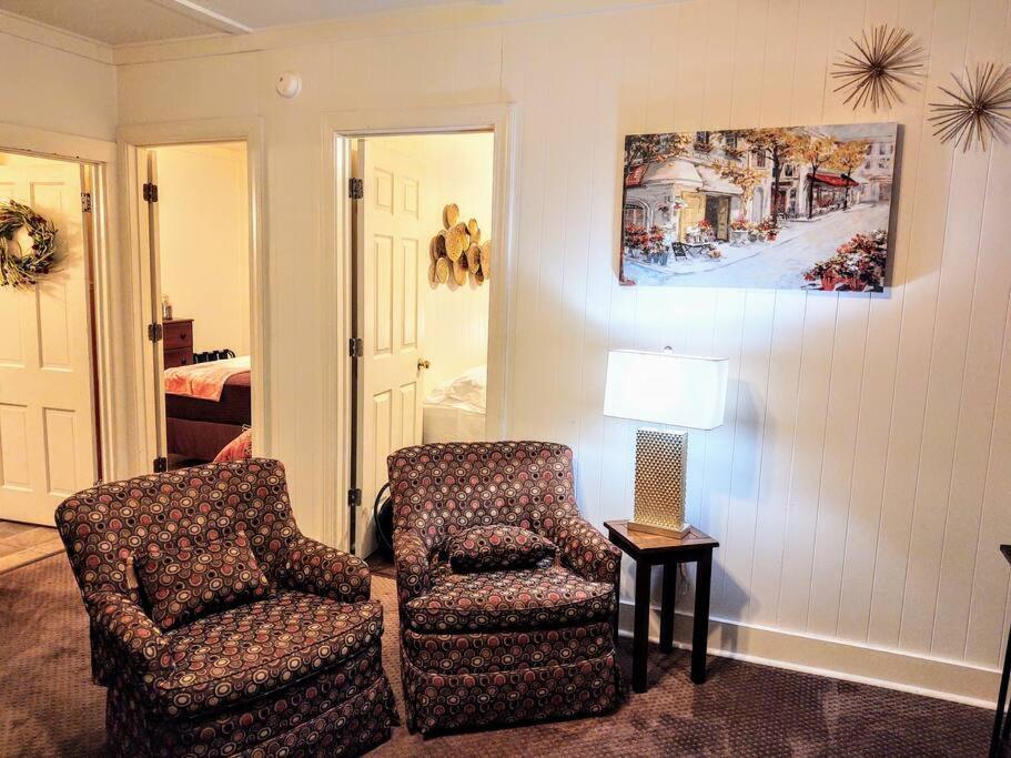 #05 - Lakefront Two Bedroom Cottage- Pet Friendly Hot Springs Exteriér fotografie